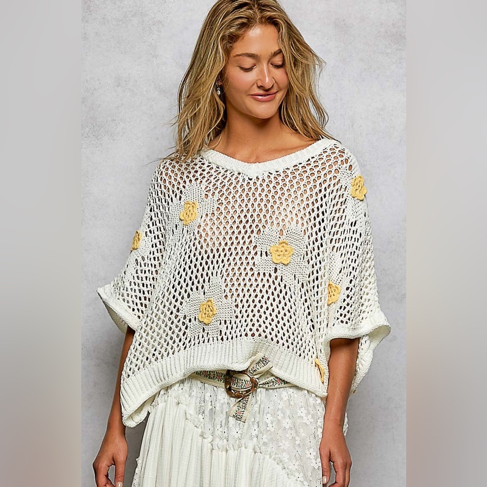 POL “ Daisy Dreams “ Crochet Sweater Top | Buttercup - Picture 3 of 9